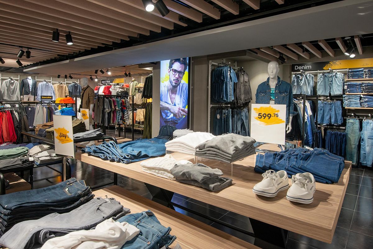 SM Surplus | Waterhouse Wade | Branding & Interior Design