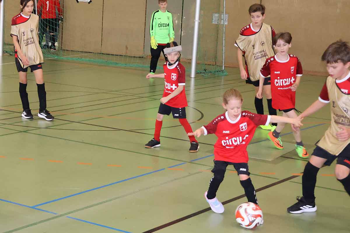 Kinder des Hammer SpVg mit viel Engagement und Spaß am Spiel