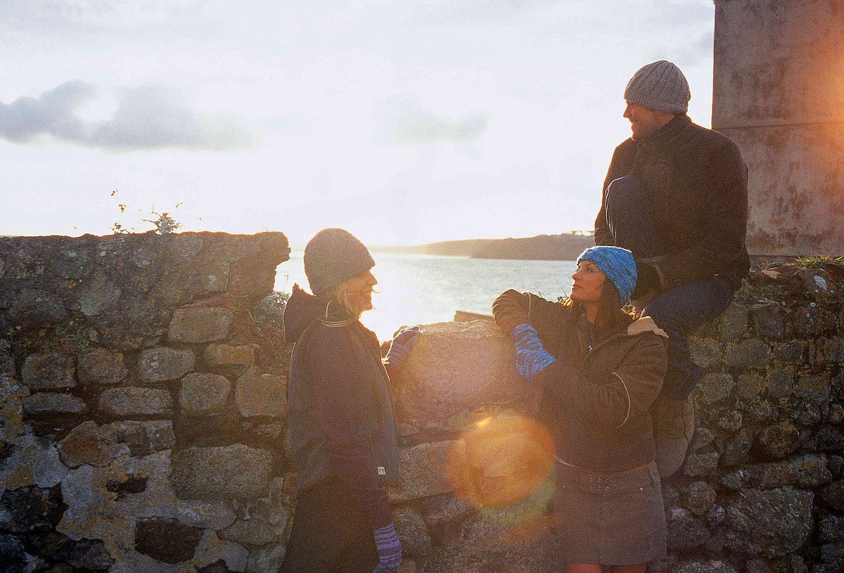 chilly plant and hand