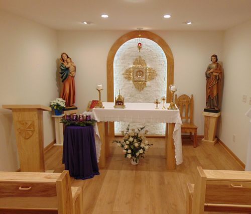 the chapel before Contrasts Woodcarving did any work in it