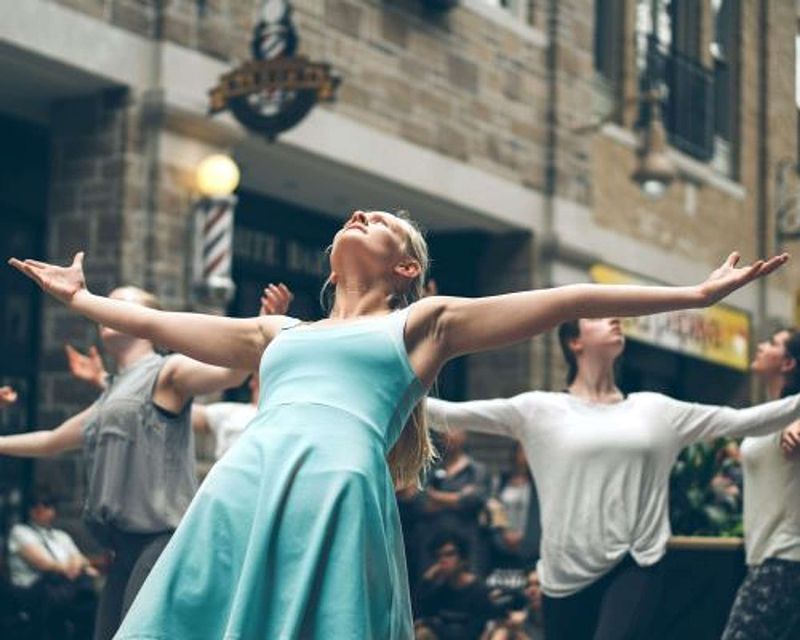 Recognizing the Early Signs of Estrogen Deficiency in Menopause and Perimenopause