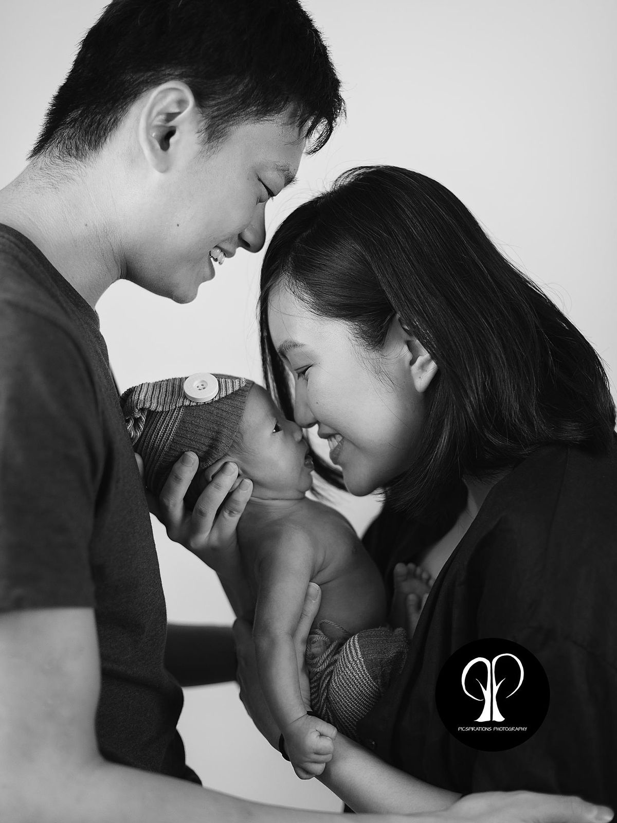 Newborn Photography - Picspirations Photography (60)