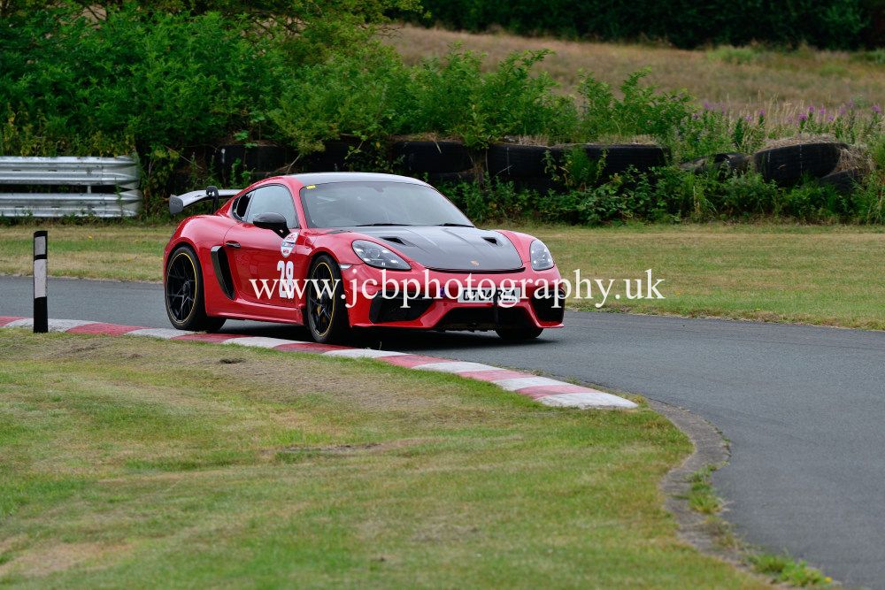 Porsche GT4 RS Richard Andrews
