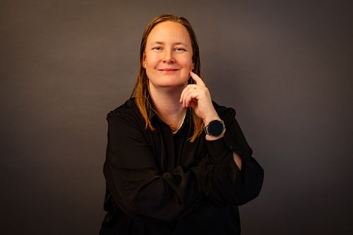 Taryn L.