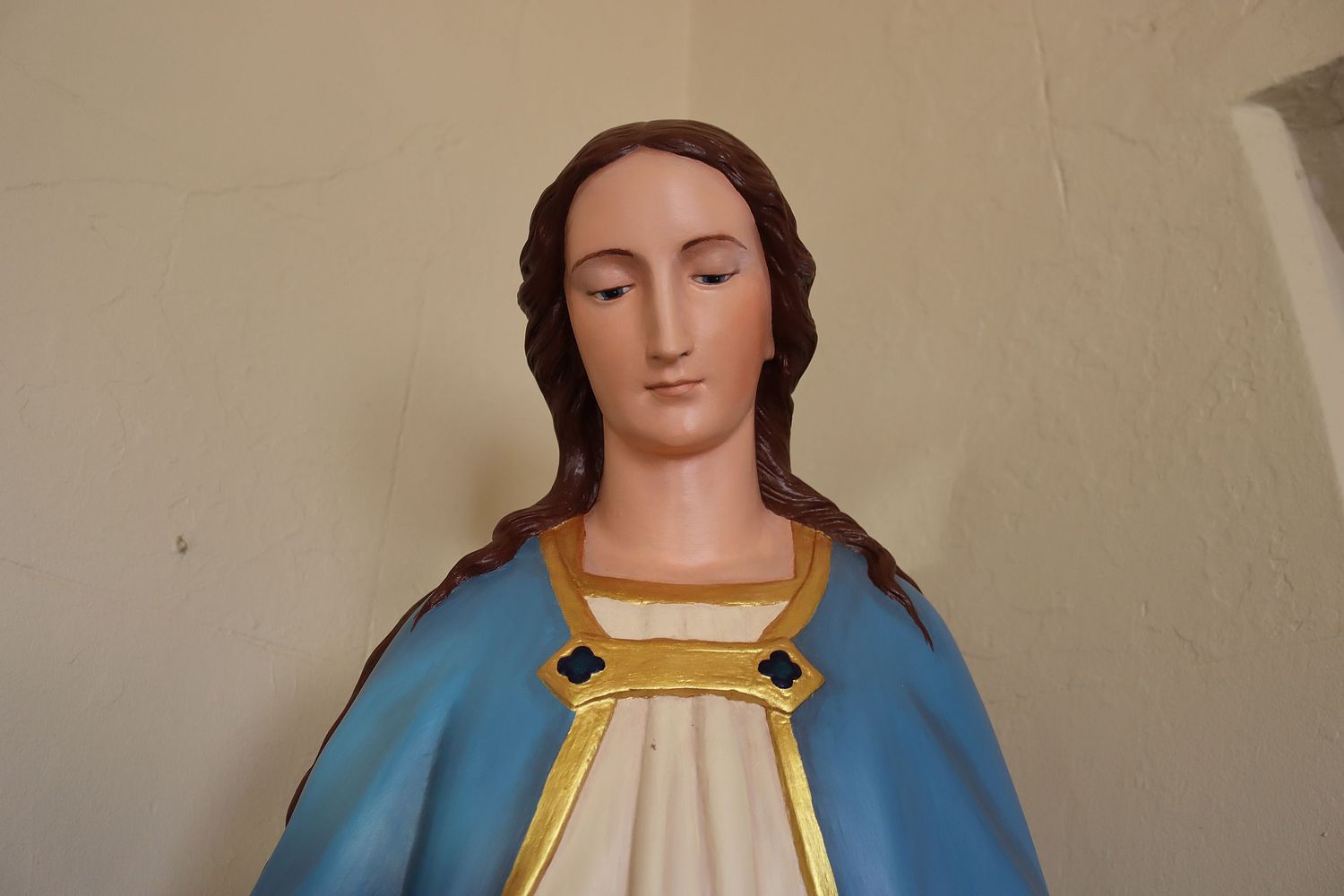 Contrasts Woodcarving LTD