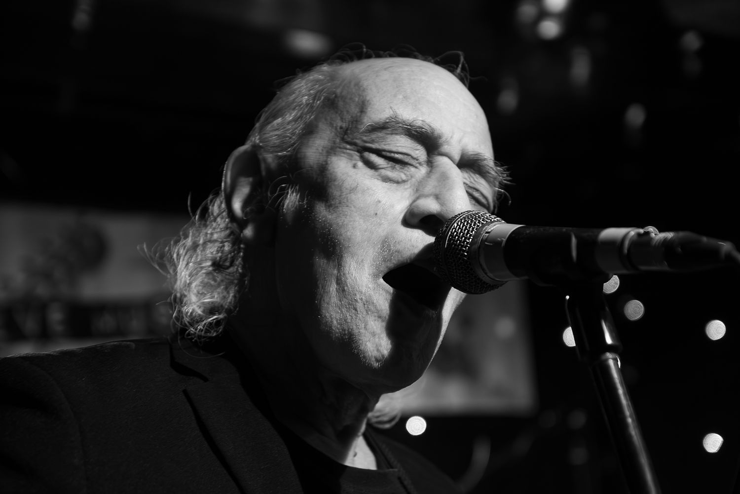  James Oliver Band 
