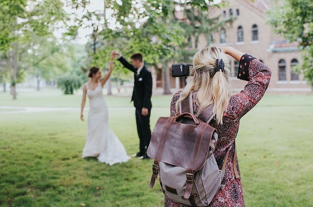 Cómo hacer crecer su negocio de fotografía de bodas: los mejores 17 consejos