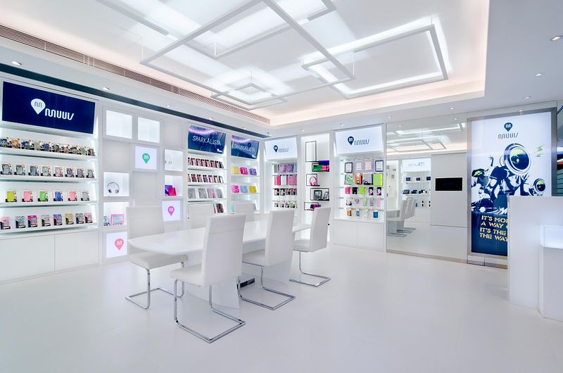 Multibrand Technology Showroom