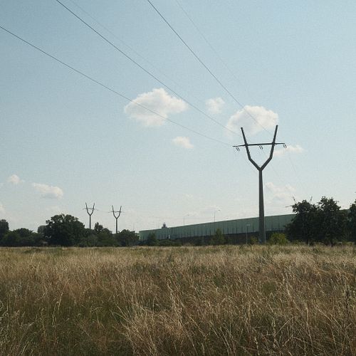 Słup wysokiego napięcia