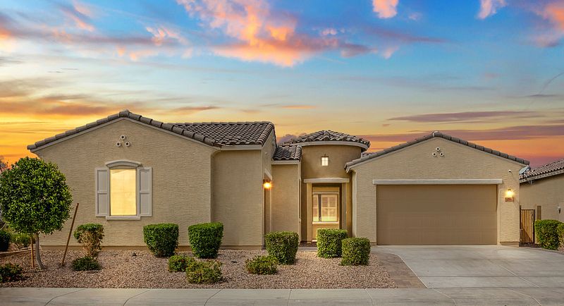 The Magic Of Dusk! Why Twilight Photography Sells Luxury Arizona Homes