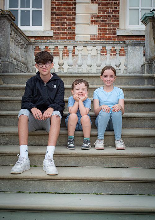 ''Other Things May Change, But Family Starts And Ends Together''