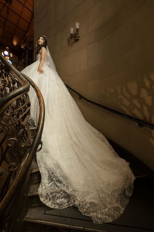 brides-entry