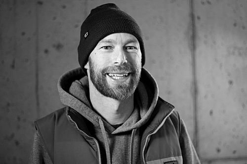 Hello, I am Chris. A travel and documentary photographer based in Munich.