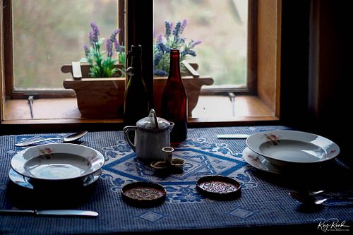 Table is set .. 'Golden Mile', Prague Castle