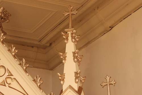 wood carving crockets