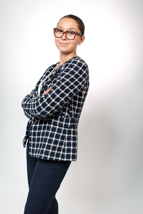 CORPORATE 100&euro;
