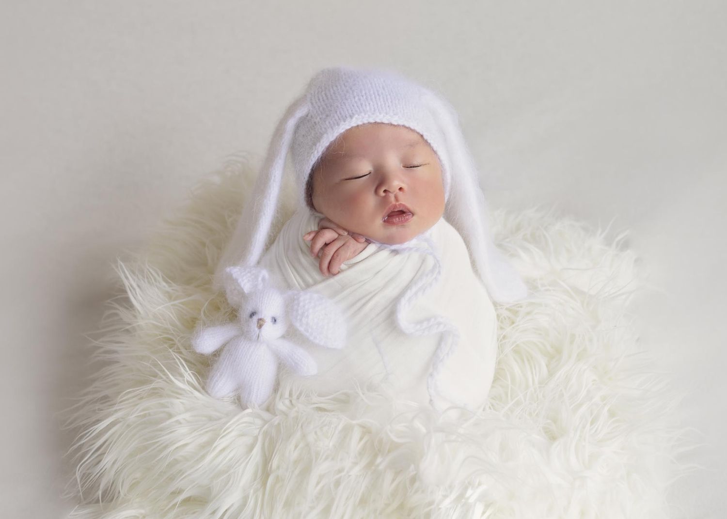 Picspirations Photography - Newborn & Family Photographer based in Singapore