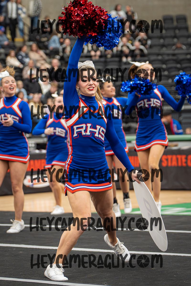 Richfield High Cheer