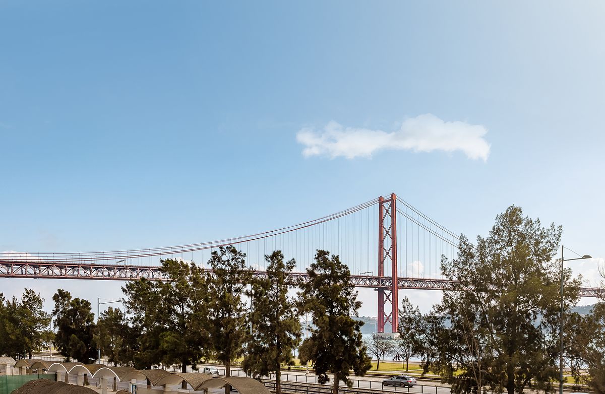 Hyatt Regency Lisboa Side Balcony View
