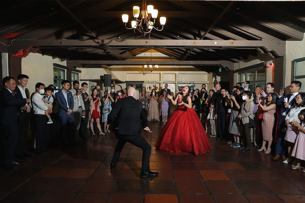 groom-dancing-at-wedding