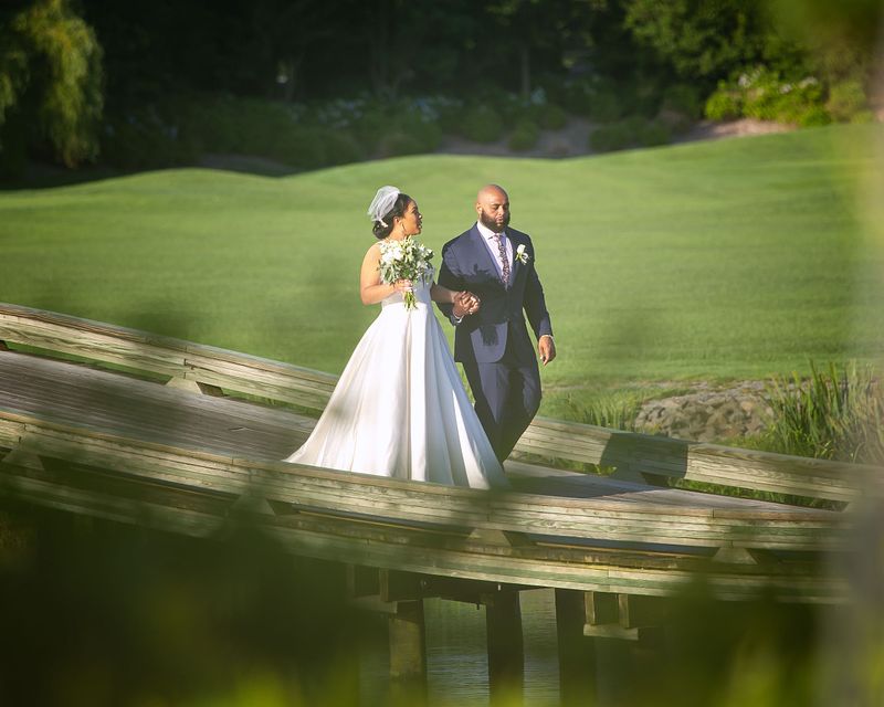 Coastal Gardens and Fairytale Greens: The Ultimate Photographer’s Guide to Baywood Weddings