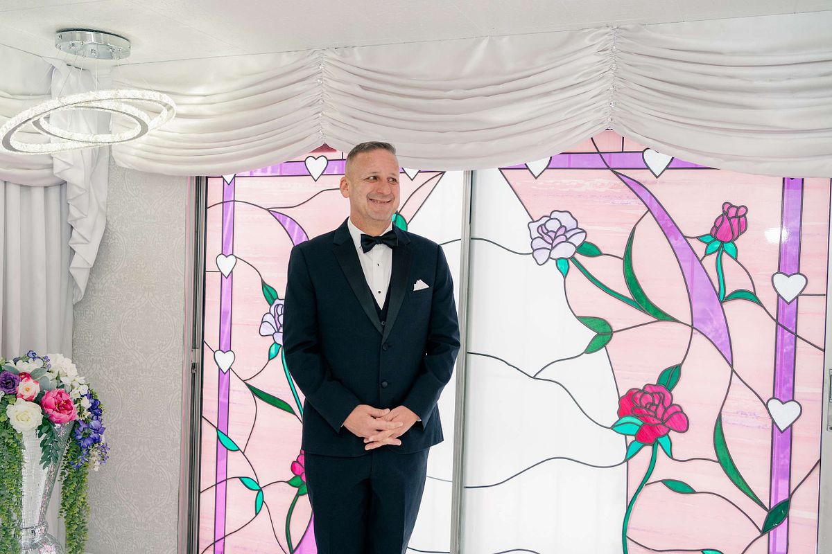 Wedding Ceremony at Little White Chapel, Las Vegas Nevada