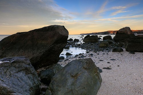 Rocky coastline of Long Island Sound.
