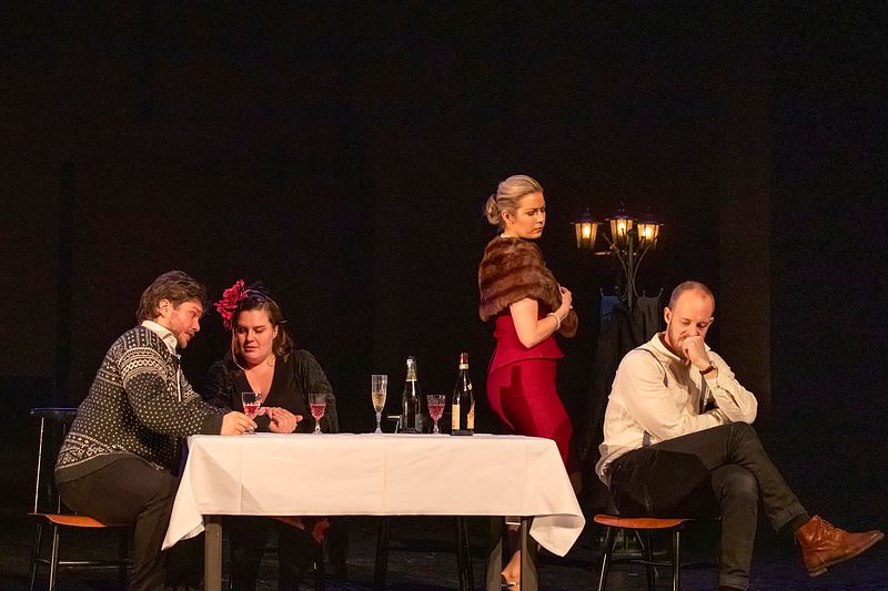 Studioet stengjer kl 13:40