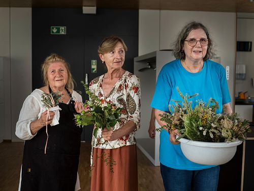 Kräuter Strauss binden