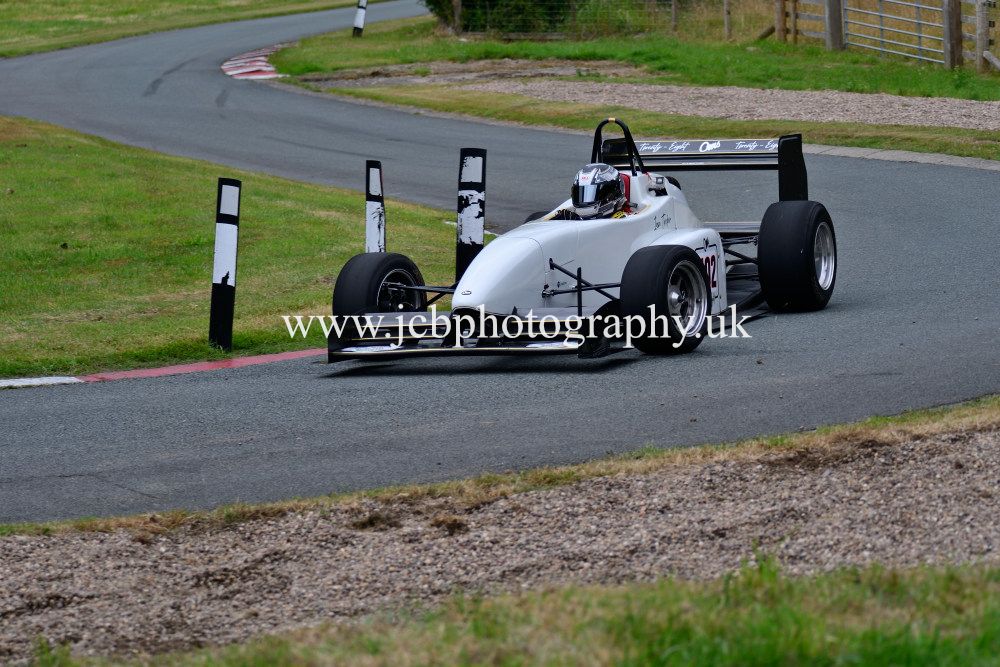 OMS 28 Ian Tucker