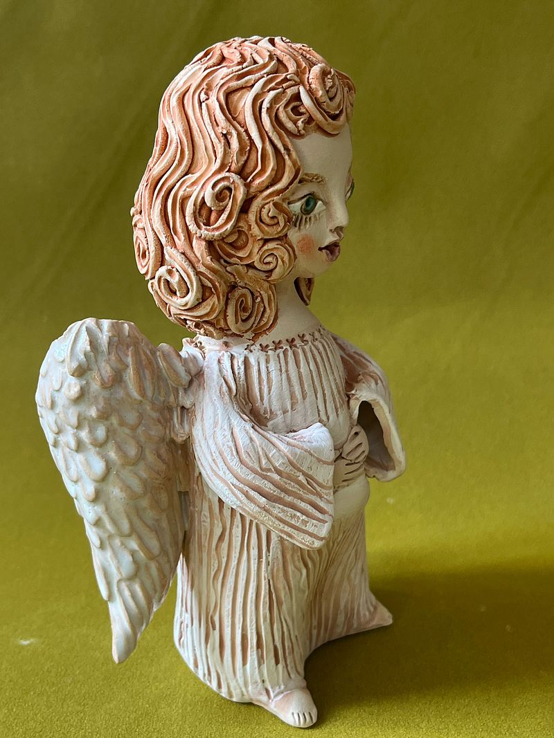 Singing Angel III. Tiny sculpture