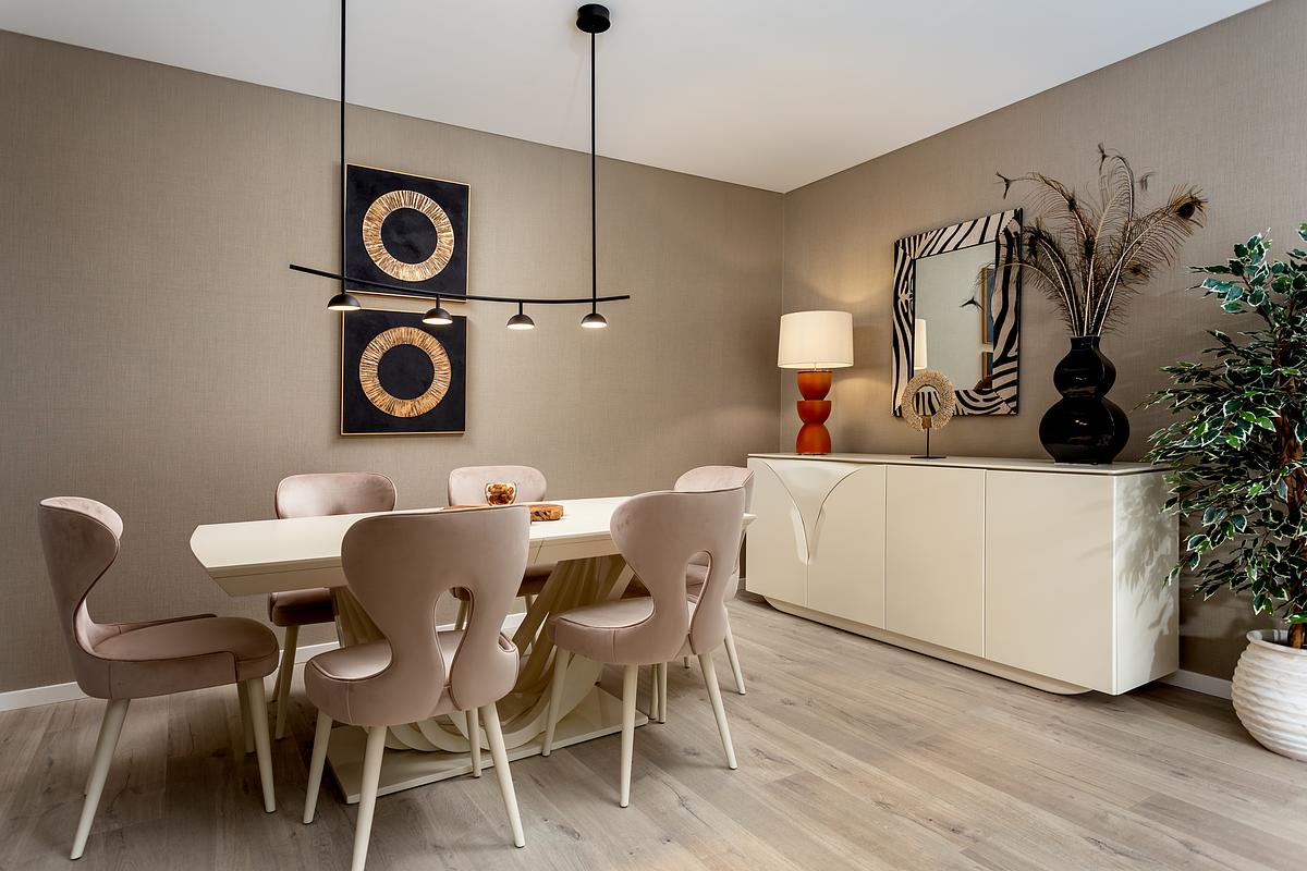 Fotografia de no Apartamento Montijo, destacando a decora&ccedil;&atilde;o com Estilo Africano.