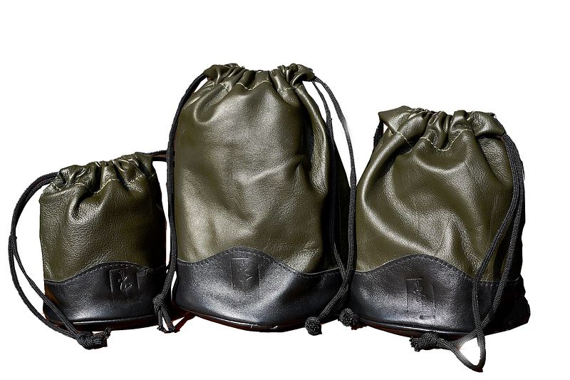 Skins: Siluk Drawstring Leather Camera Lens Pouch