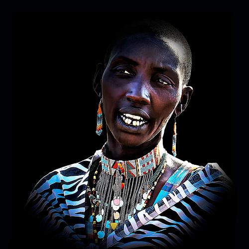 Portrait d'une femme massaï du Kenya