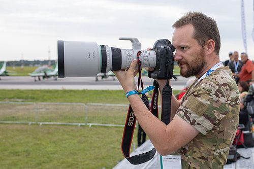 Ich fotografiere Natur - insbesondere V&ouml;gel im Flug - sowie Veranstaltungen und das lokale Leben in der Region Fulda/Hessen