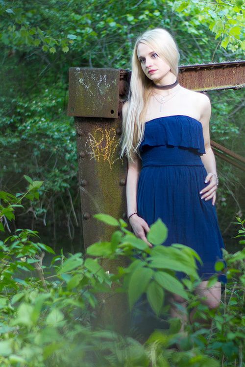 Fine-art fashion portraiture with a contemporary aesthetic St. Charles