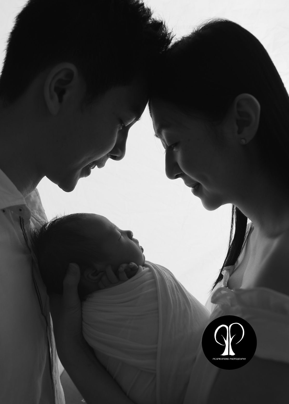 Newborn Photography - Picspirations Photography (54)