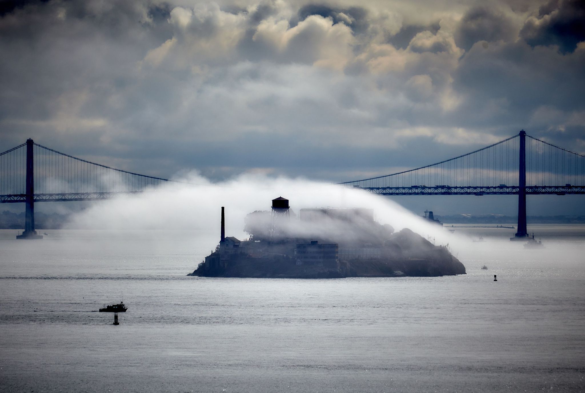 Alcatraz Fog Blanket - California