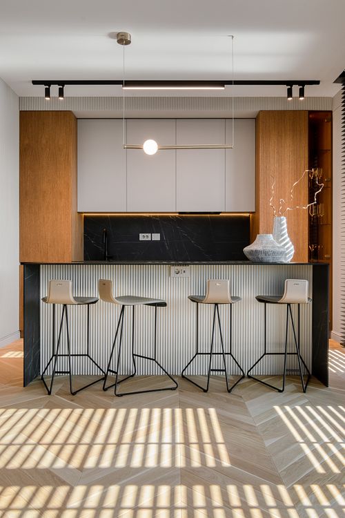 Symmetrical kitchen design with clean lines and balanced composition – Herculane project