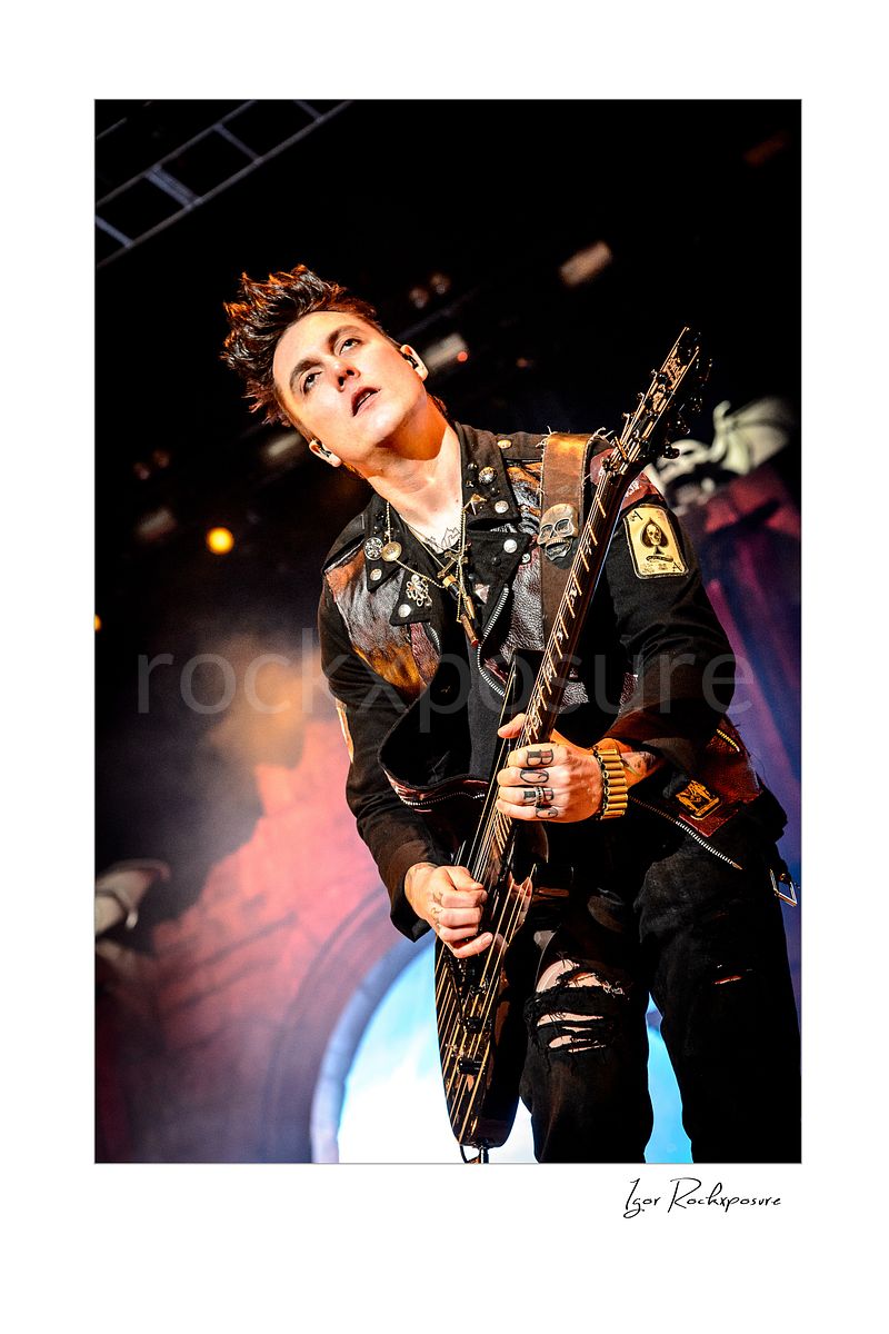 AVENGED SEVENFOLD