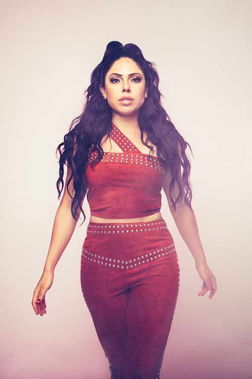 Valerie Ponzio - Singer - Editorial Portrait